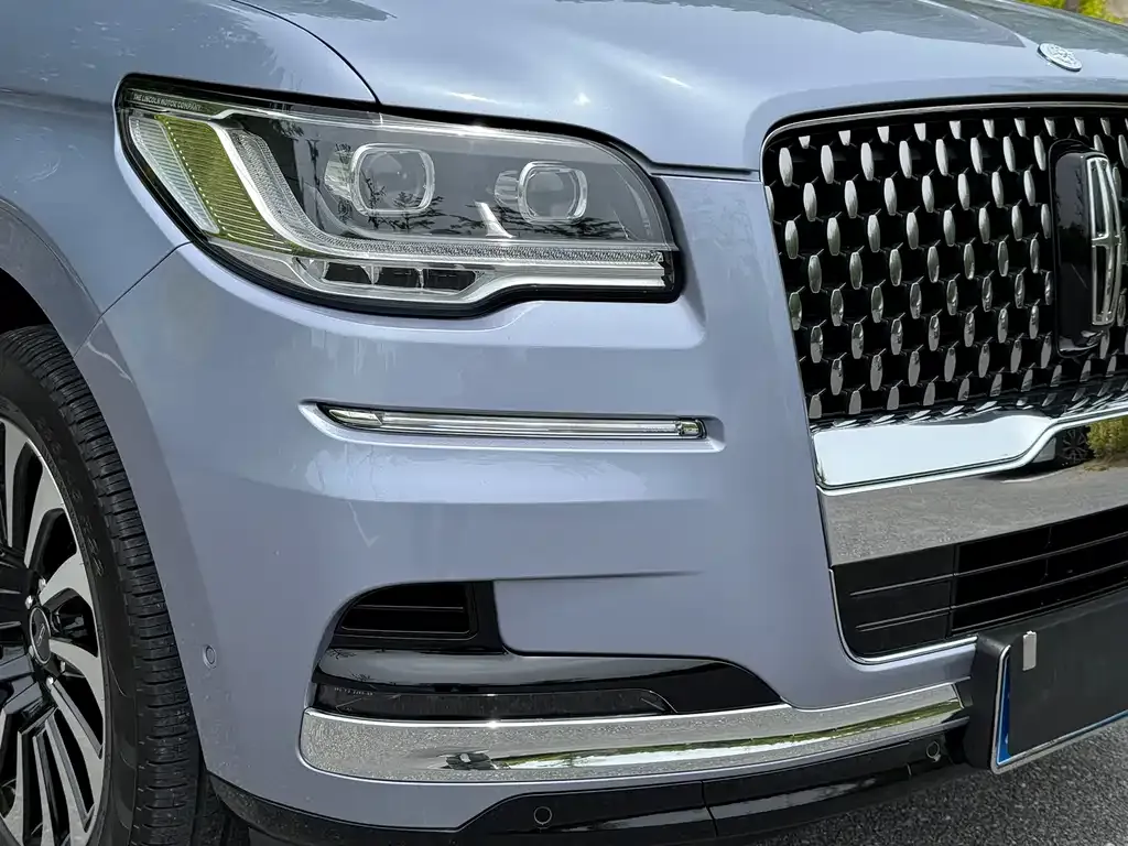 Lincoln Navigator — фото 8