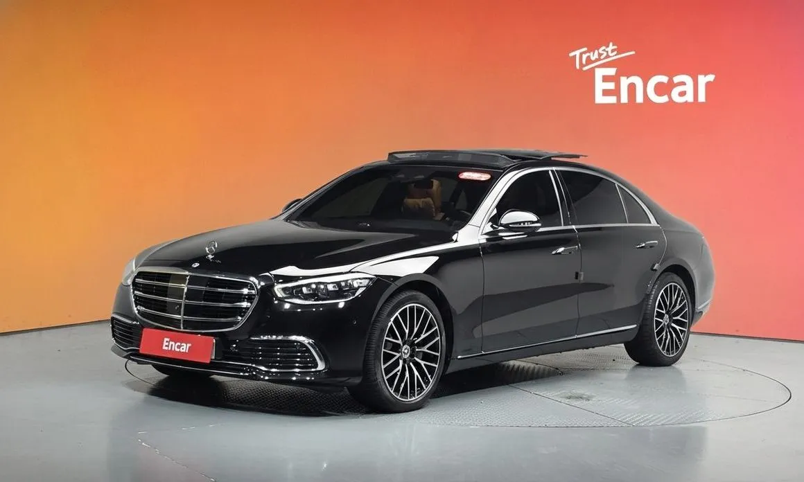 Mercedes-Benz S-Class — фото 1