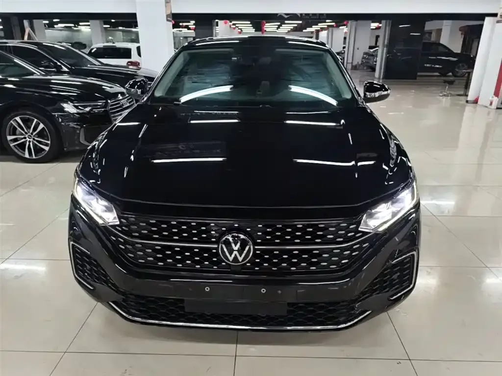Volkswagen Passat — фото 8