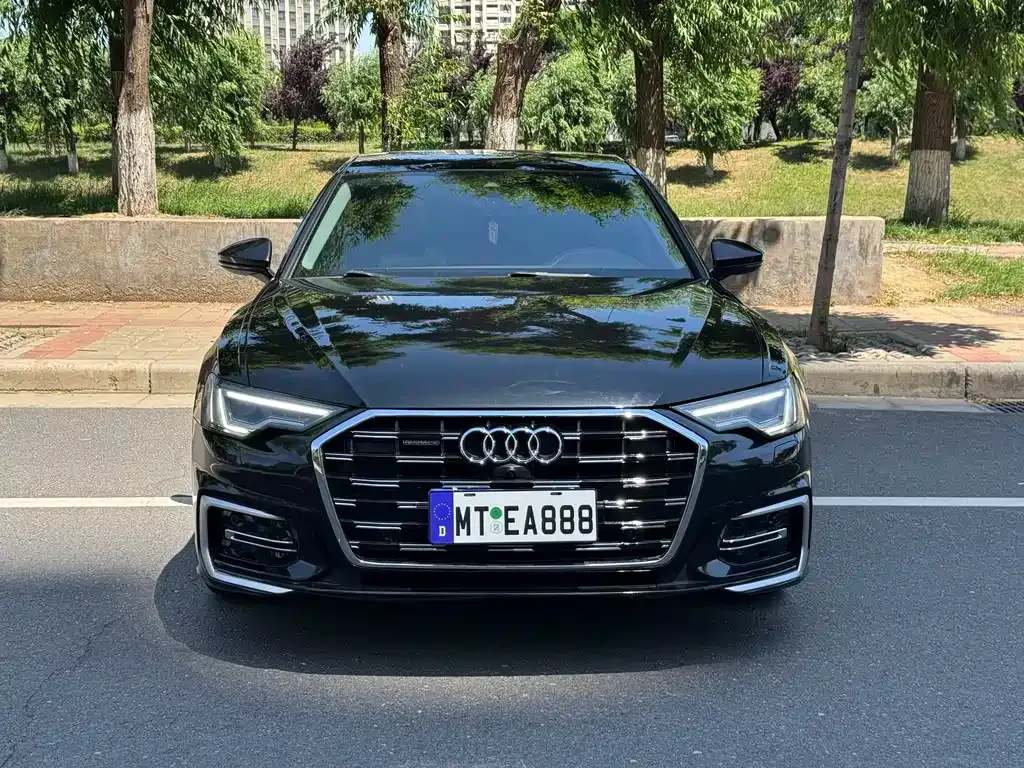 Audi A6L — фото 7