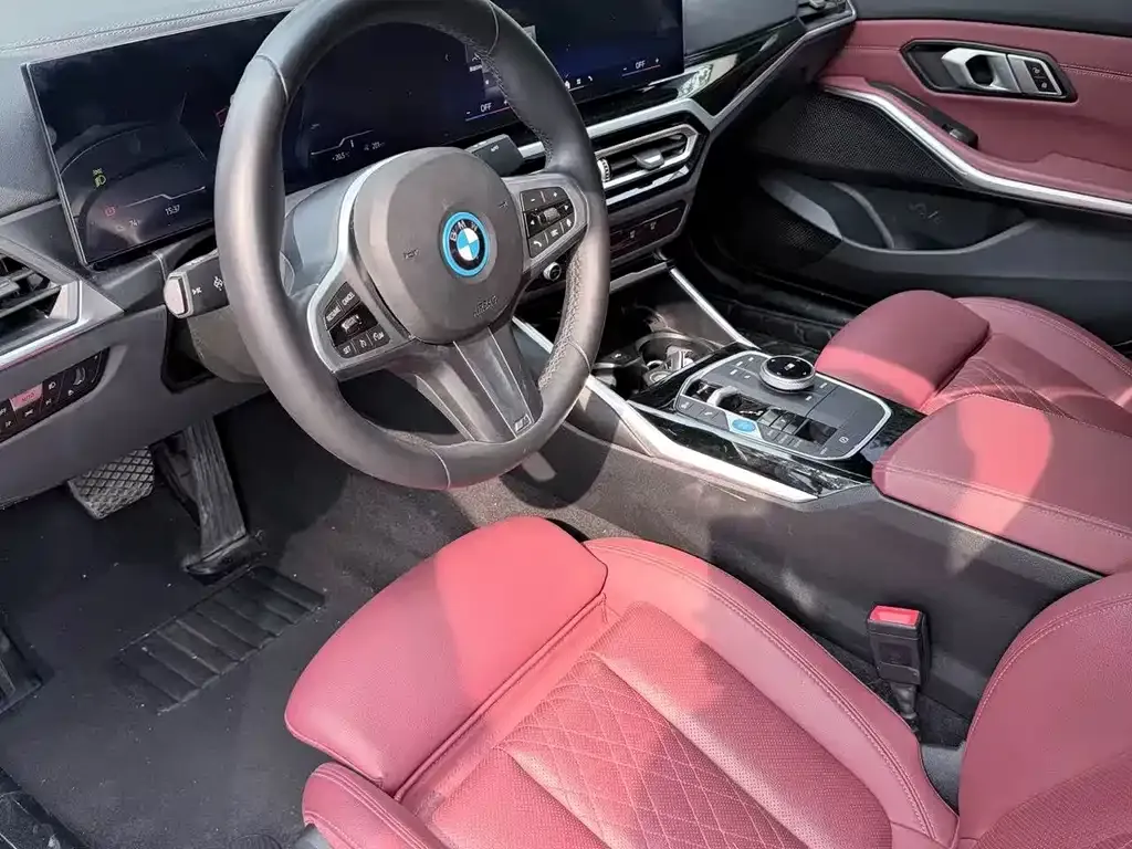 BMW i3 — фото 7