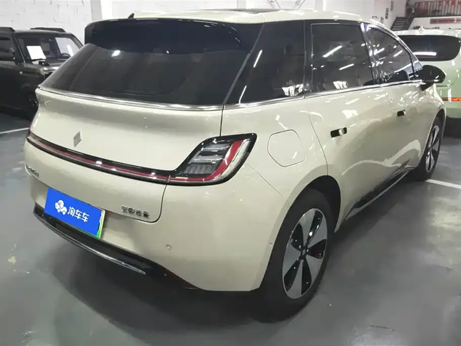 Baojun Yunduo 2023 из CN, фото 10