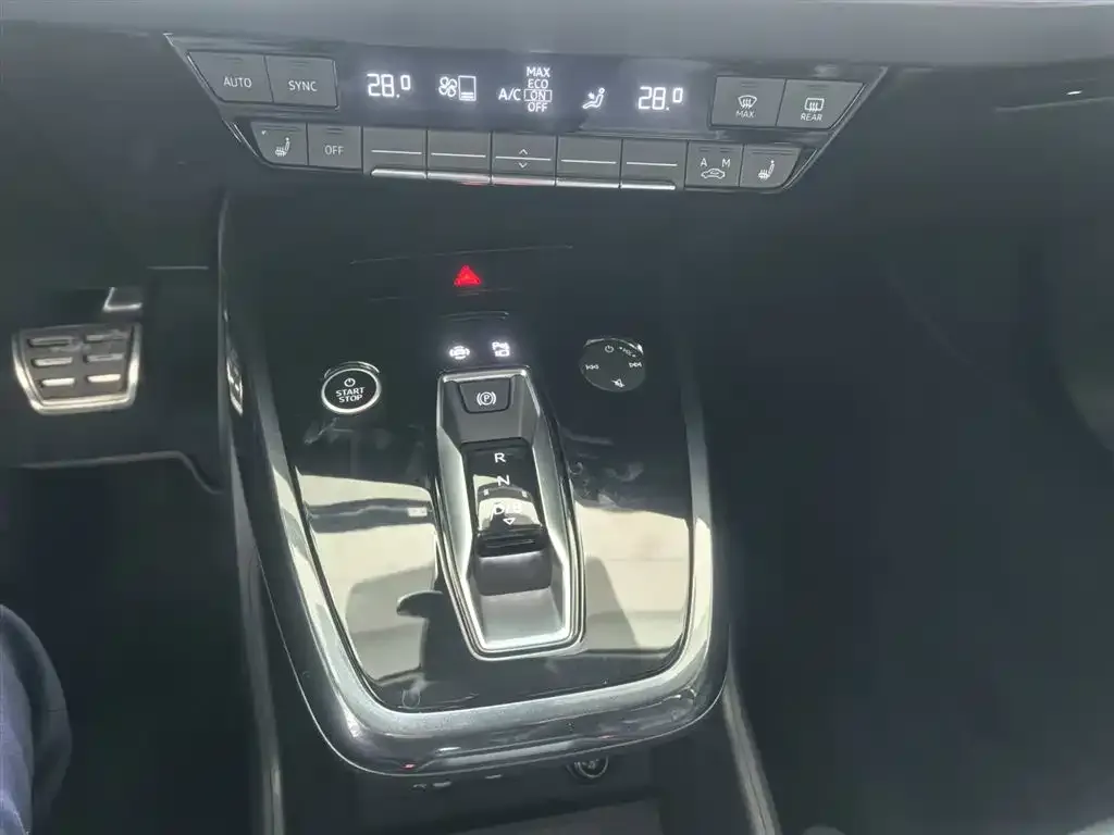 Audi Q4 e-tron 2024 из CN, фото 2