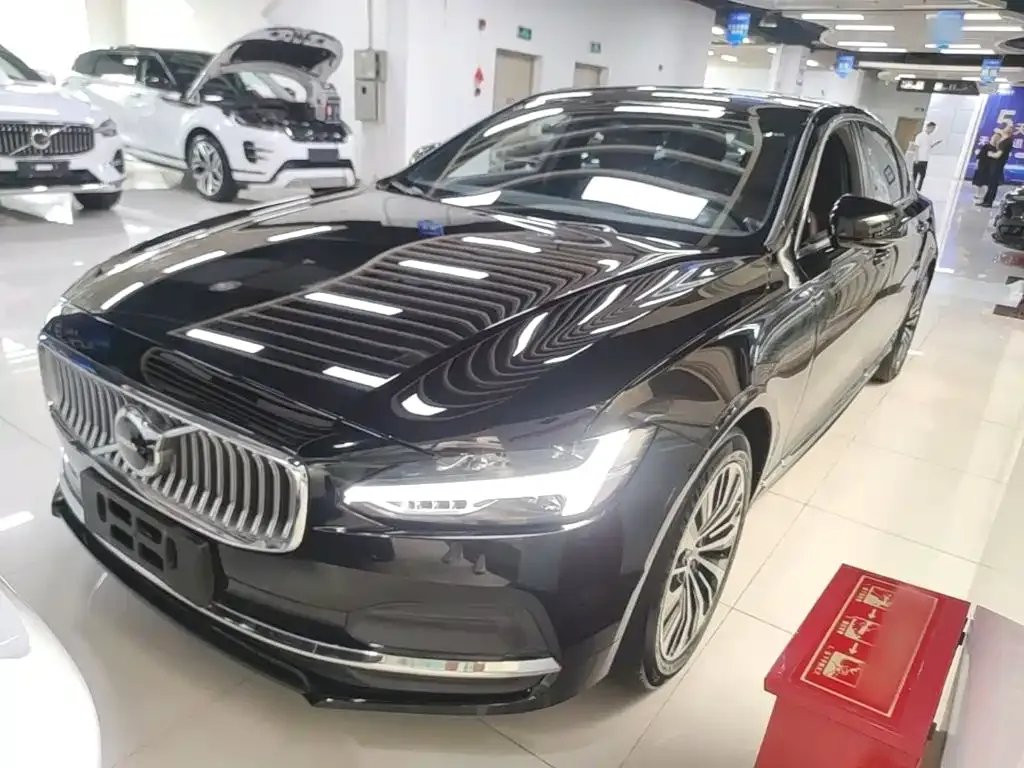 Volvo S90 — фото 3