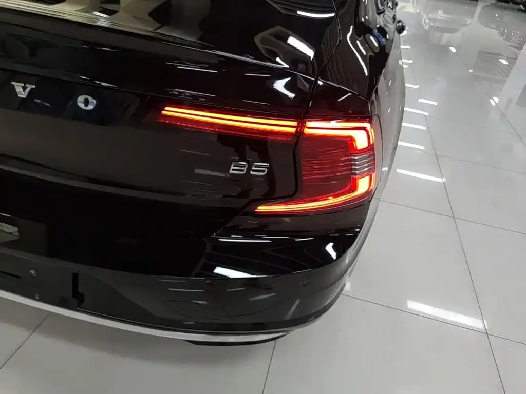 Volvo S90 — фото 7