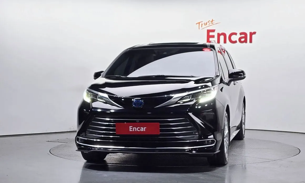 Toyota Sienna 2023 из KR, фото 6