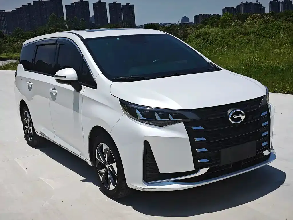 GAC Motor Trumpchi M6 — фото 2