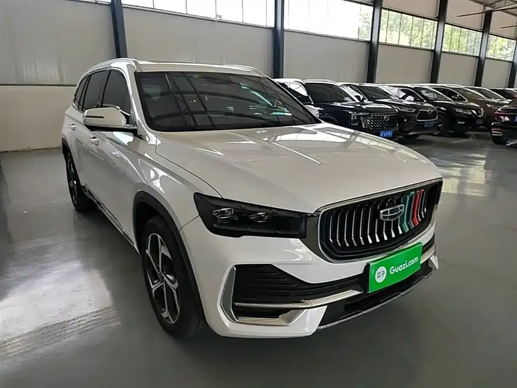 Geely Xingyue L — фото 6