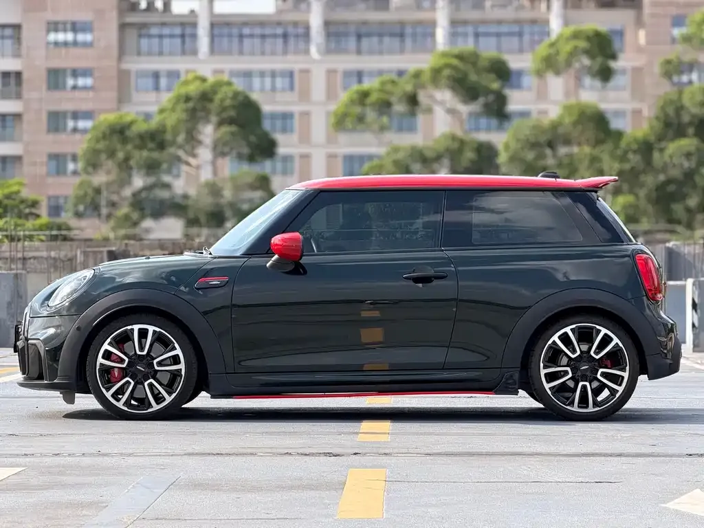 MINI JCW (John Cooper Works) 2022 из CN, фото 3