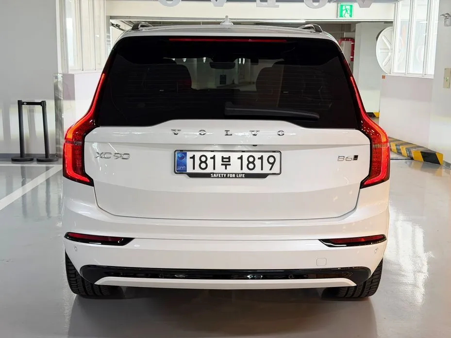 Volvo XC90 2025 из KR, фото 7