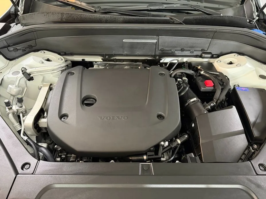 Volvo XC90 2025 из KR, фото 10