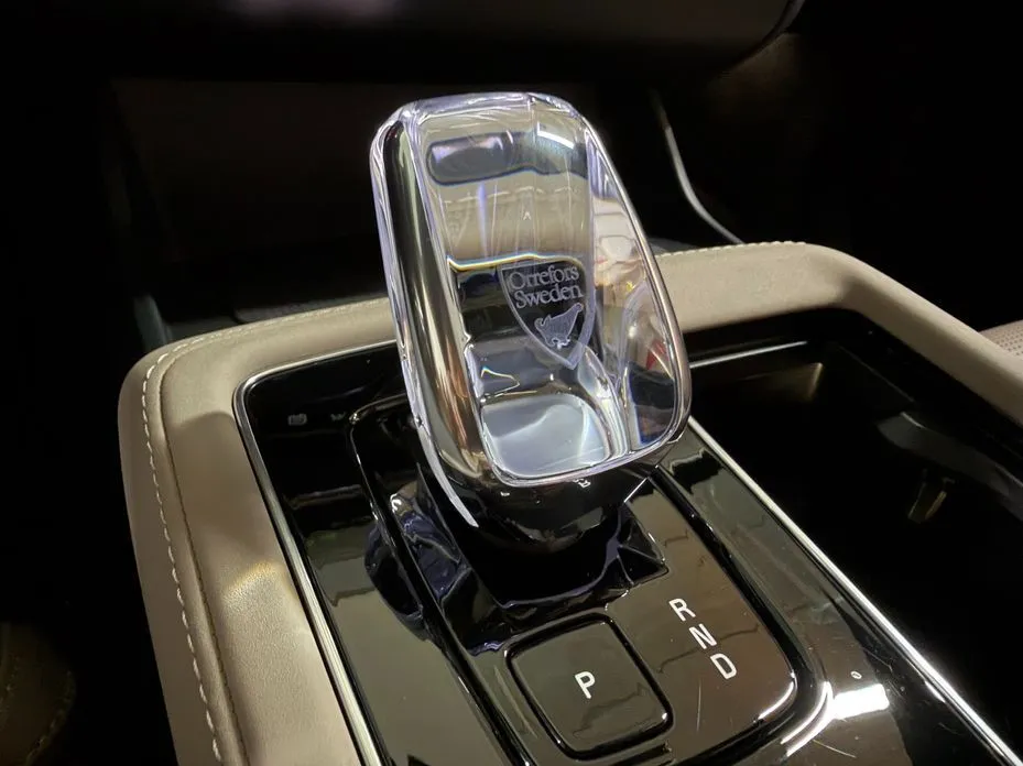Volvo XC90 2025 из KR, фото 3