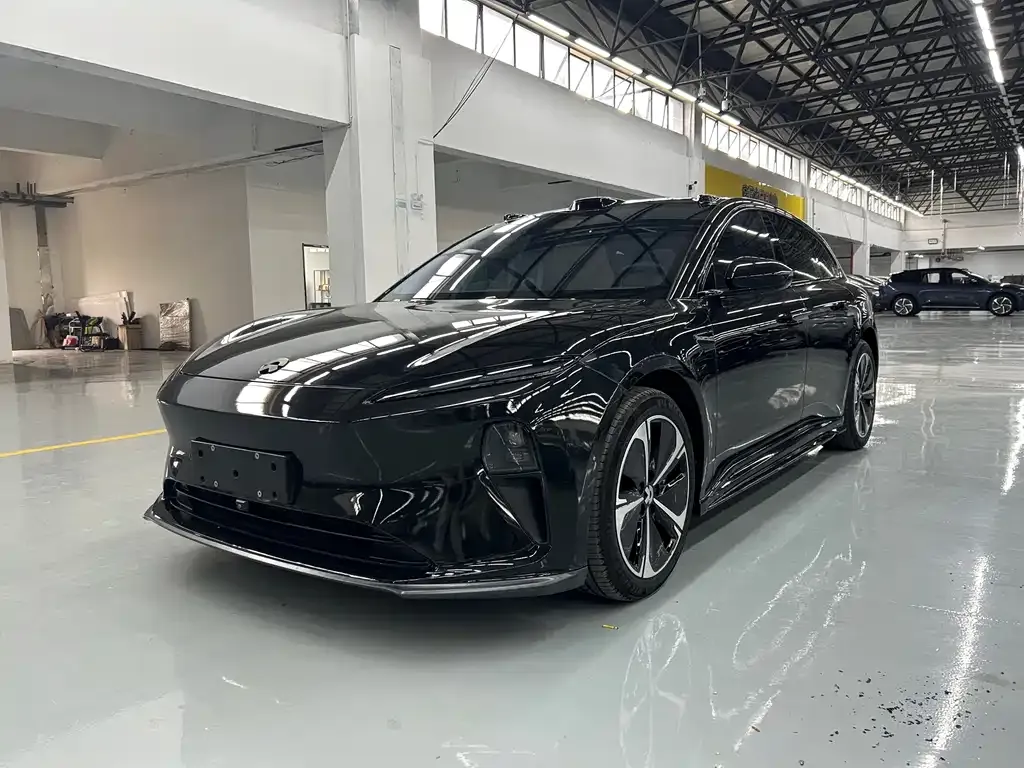 NIO ET5T