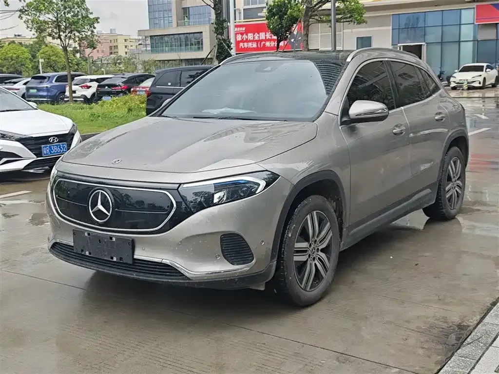 Mercedes-Benz EQA