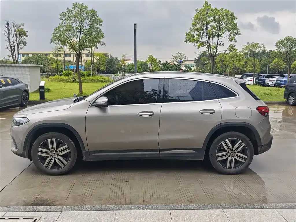 Mercedes-Benz EQA 2023 из CN, фото 9