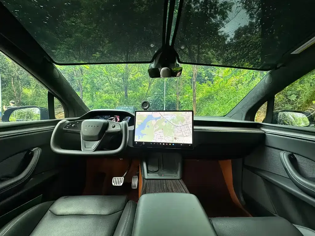 Tesla Model X 2023 из CN, фото 2