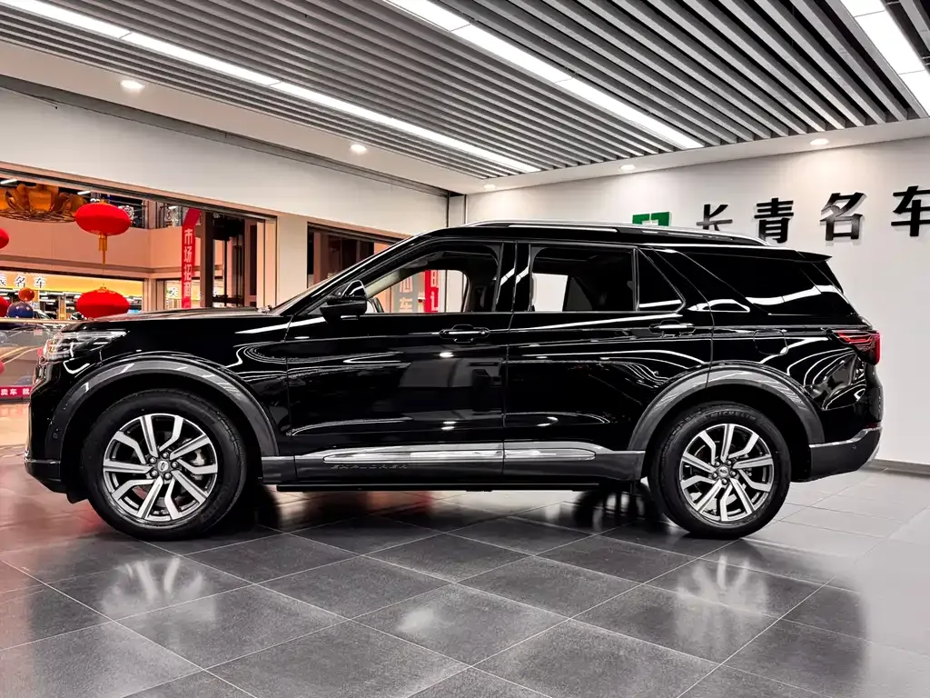 Ford Explorer — фото 5