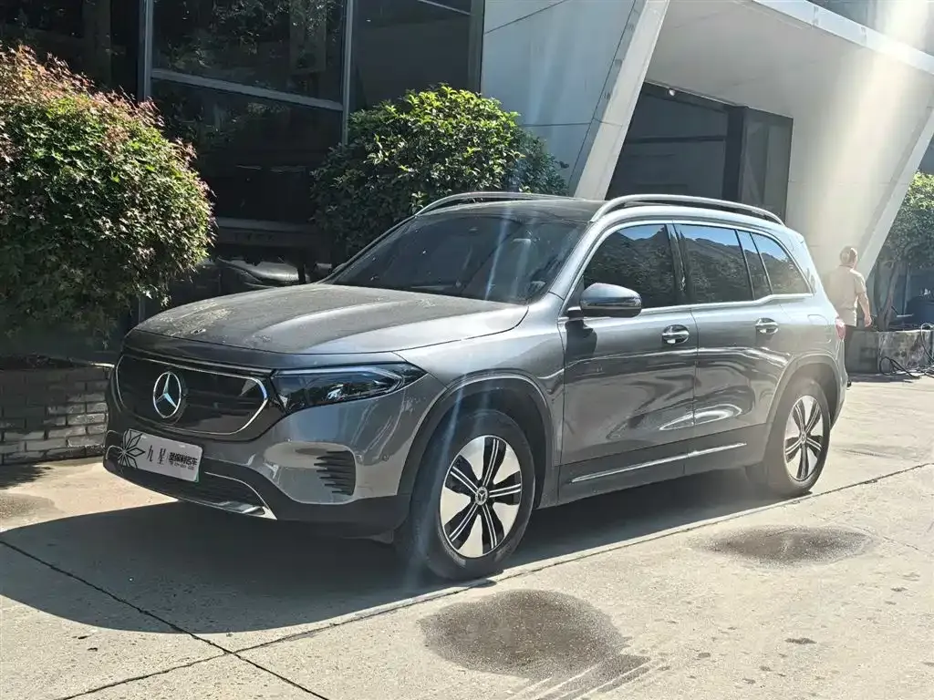 Mercedes-Benz EQB