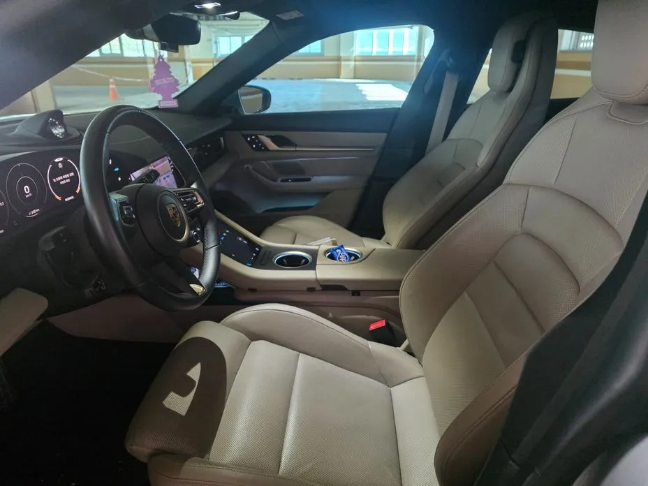 Porsche Taycan 2022 из KR, фото 6