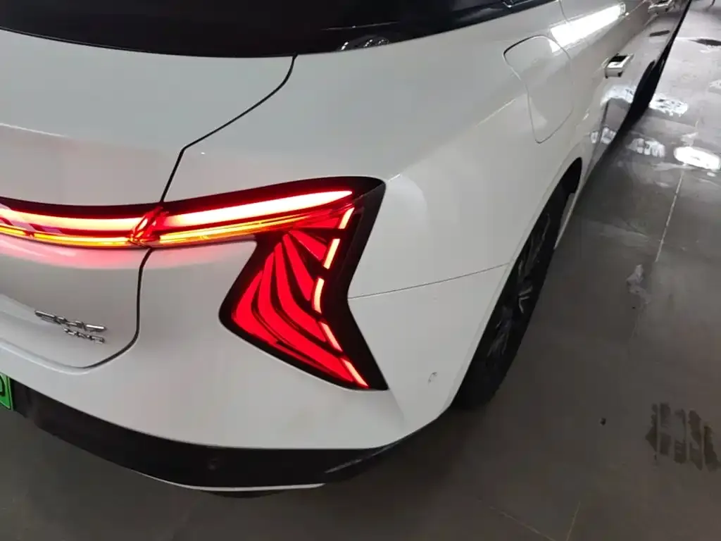 Hongqi EH7 2024 из CN, фото 8