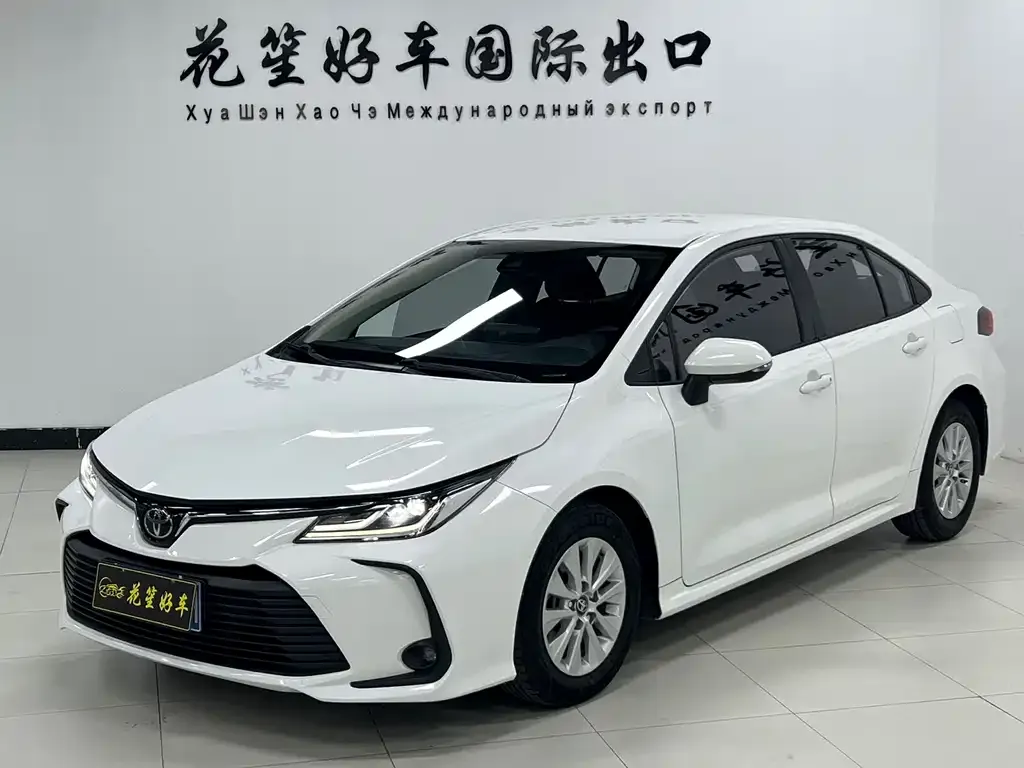 Toyota Corolla — фото 1