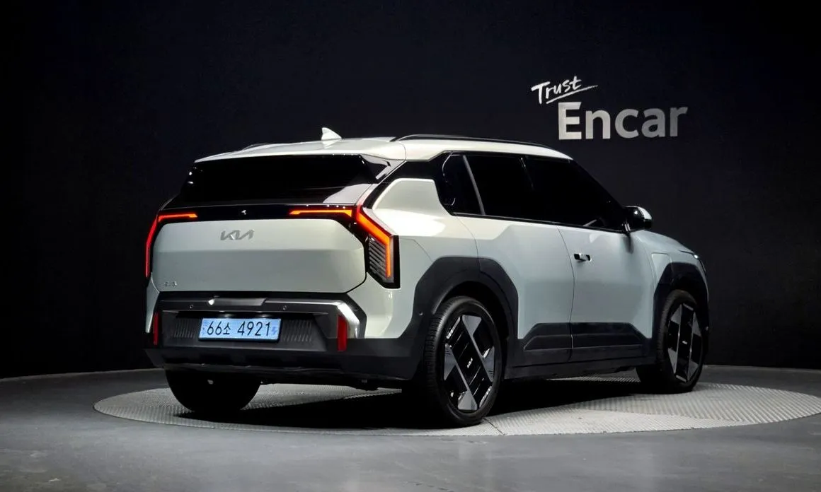 Kia EV3 2025 из KR, фото 2