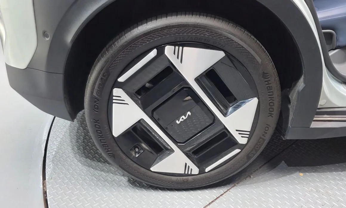 Kia EV3 2025 из KR, фото 3