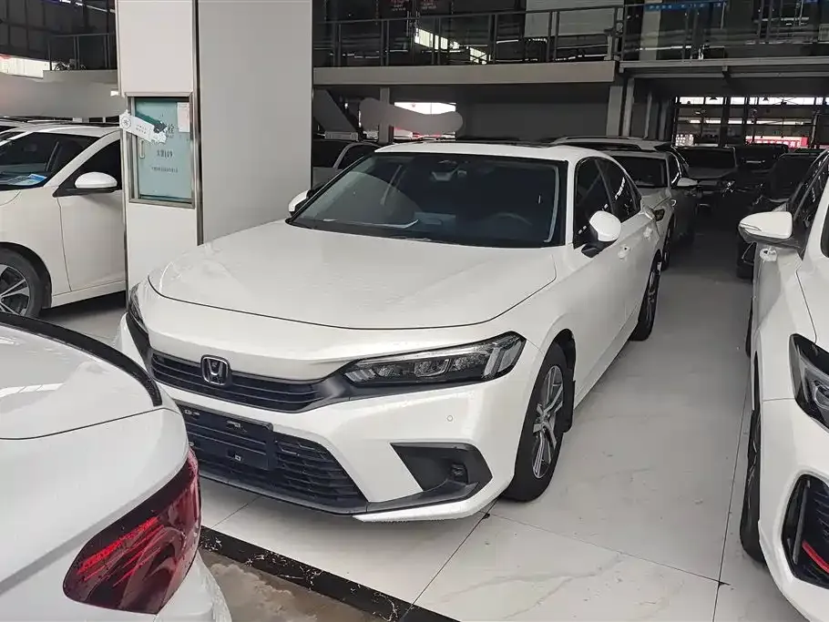Honda Civic — фото 10