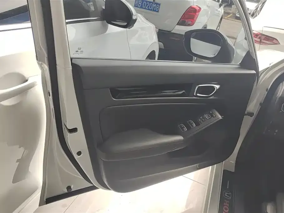 Honda Civic — фото 8