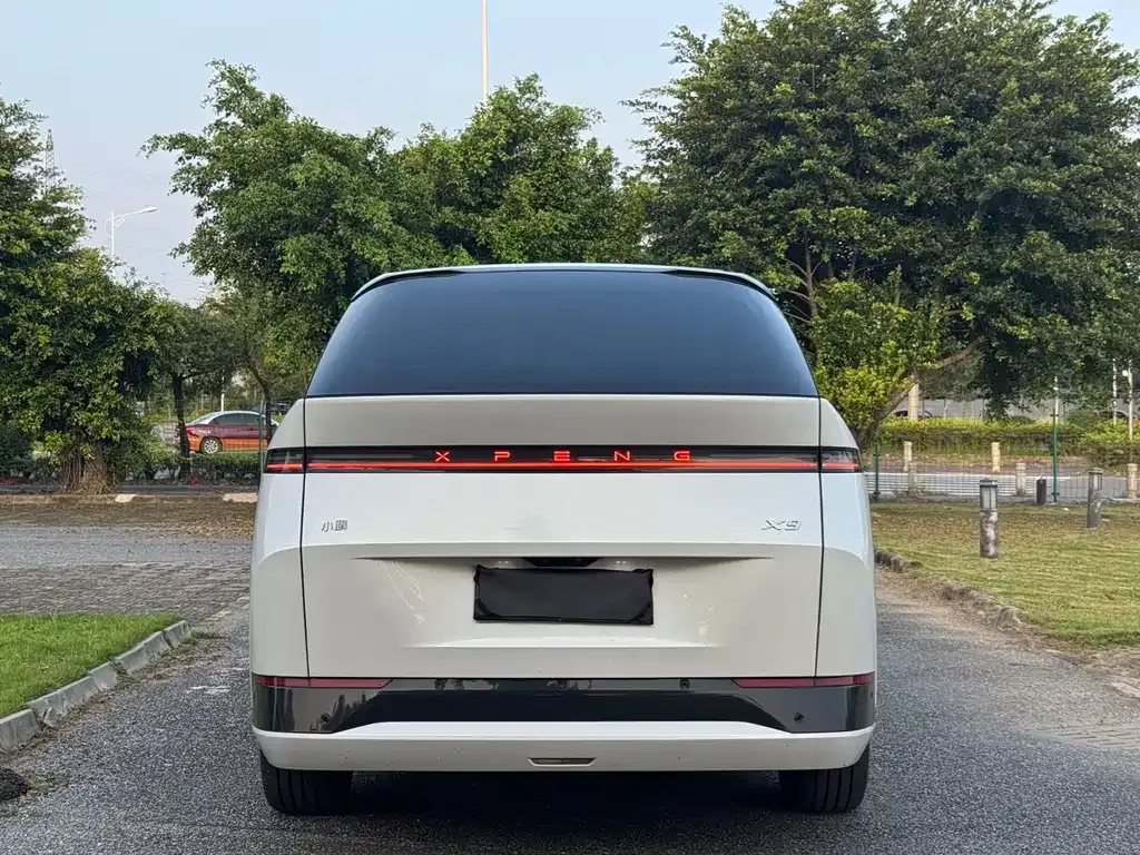 XPeng X9 2024 из CN, фото 10