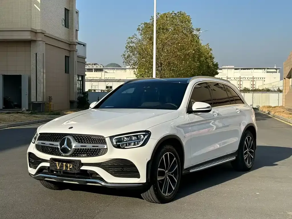 Mercedes-Benz GLC — фото 1