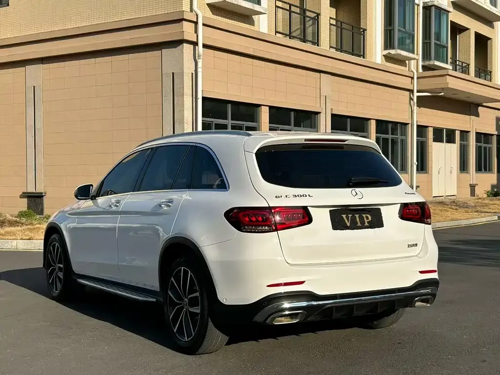 Mercedes-Benz GLC — фото 5