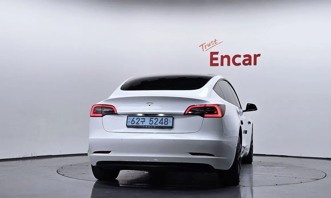 Tesla Model 3 2022 из KR, фото 7