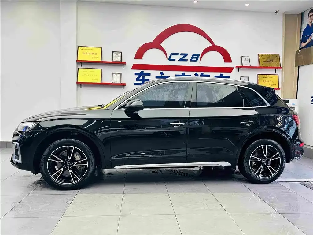 Audi Q5L 2024 из CN, фото 7