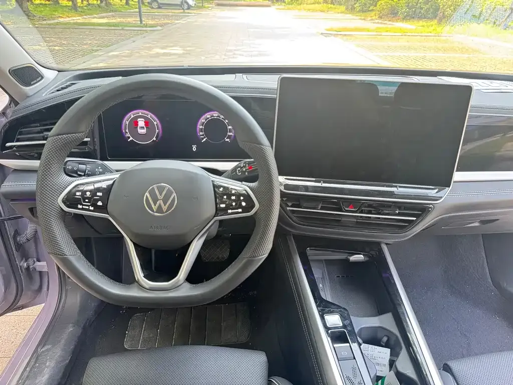 Volkswagen Passat — фото 9