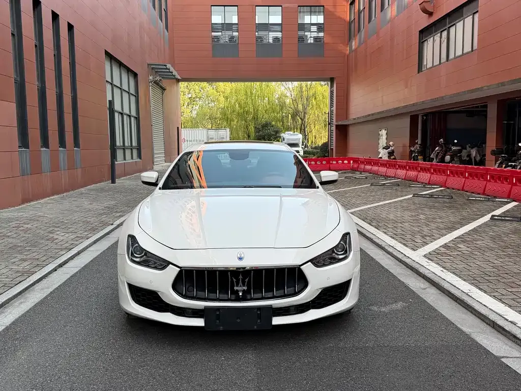 Maserati Ghibli 2021 из CN, фото 6