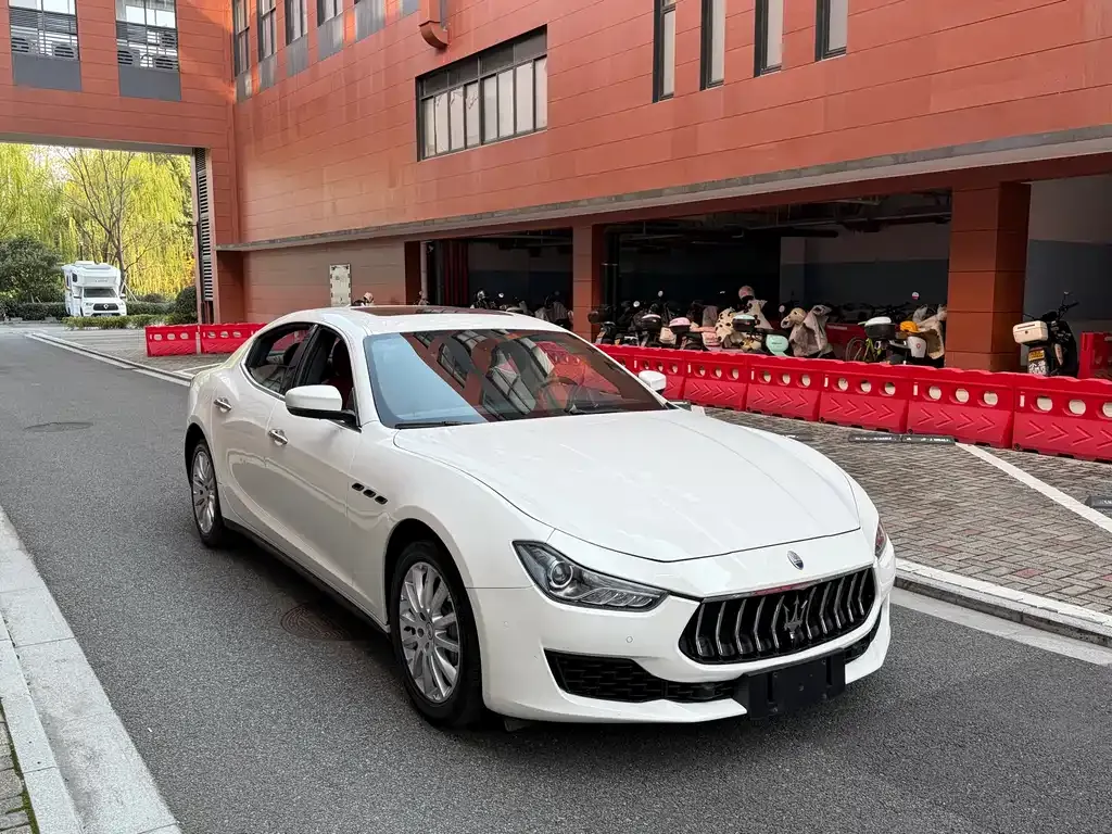 Maserati Ghibli 2021 из CN, фото 10