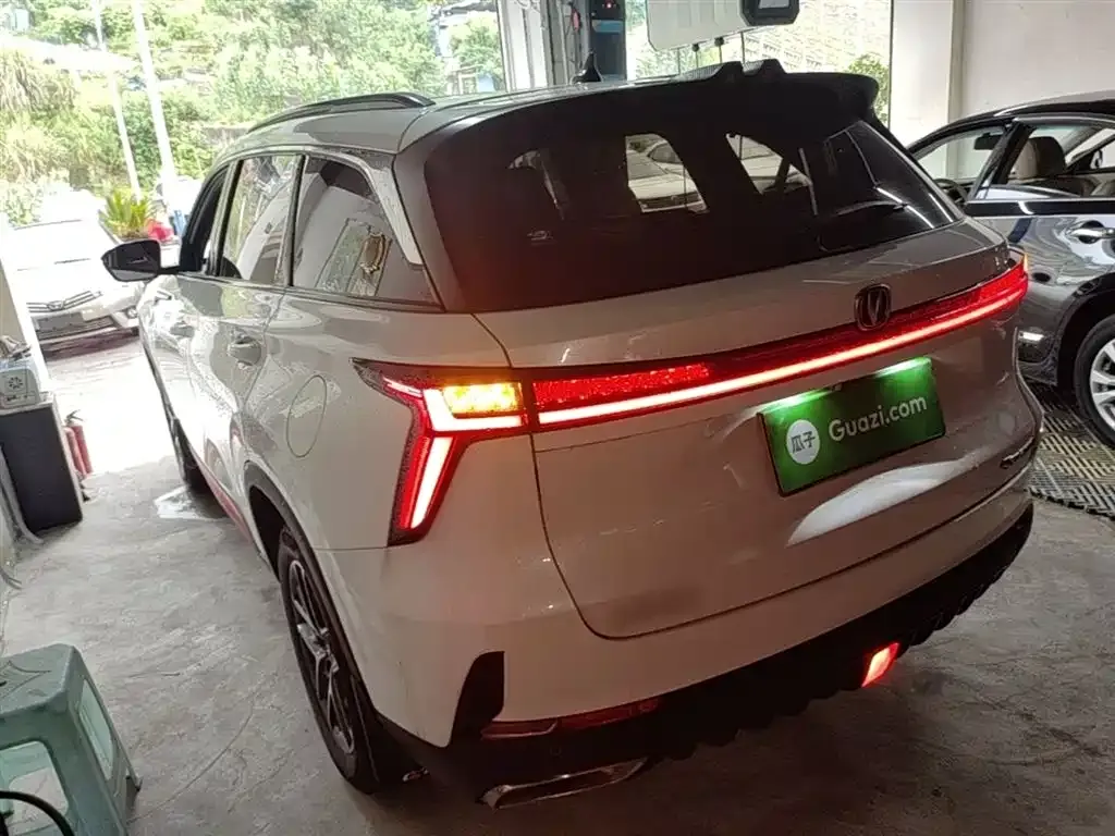 Changan CS75PLUS — фото 2