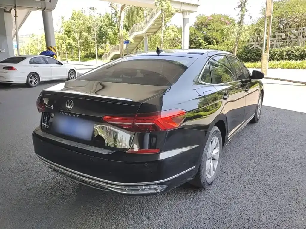 Volkswagen Passat 2021 из CN, фото 9