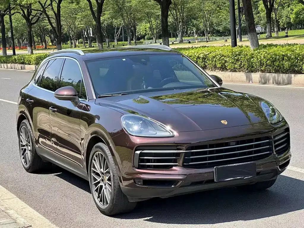 Porsche Cayenne — фото 5