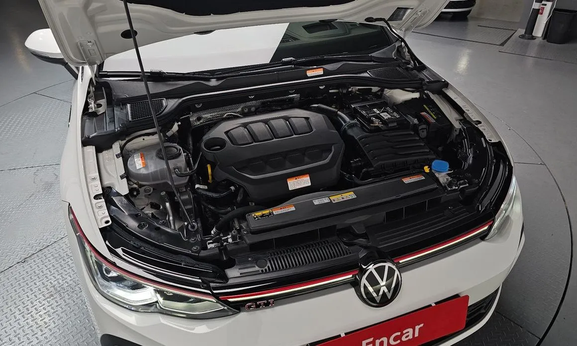Volkswagen Golf 2024 из KR, фото 7