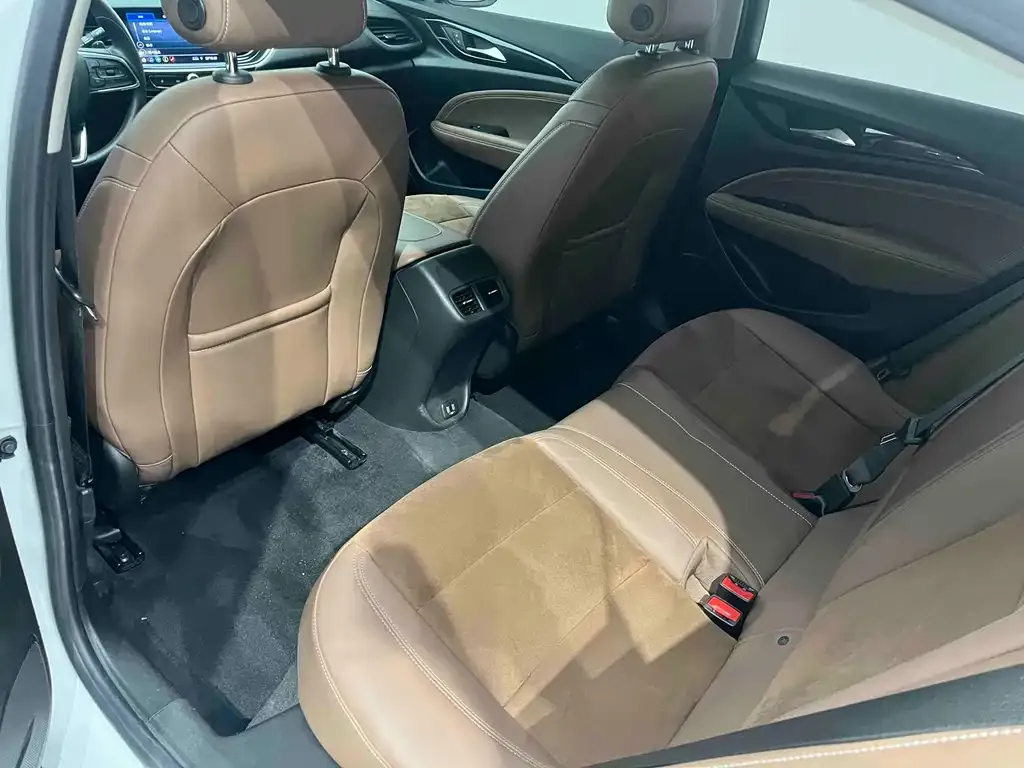 Buick Regal — фото 4