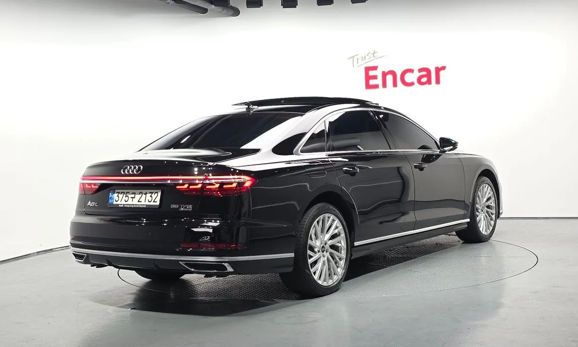 Audi A8 2021 из KR, фото 8
