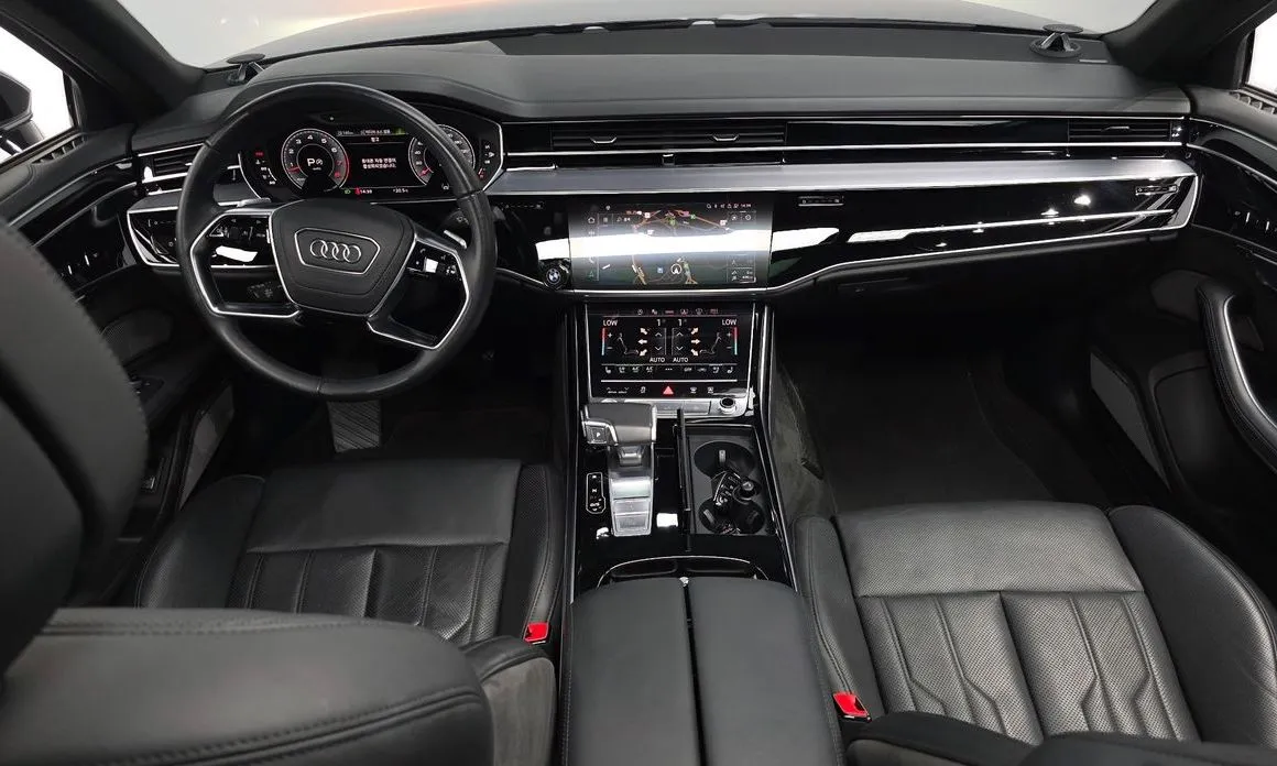 Audi A8 2021 из KR, фото 10