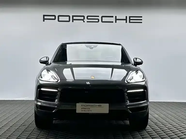 Porsche Cayenne — фото 2
