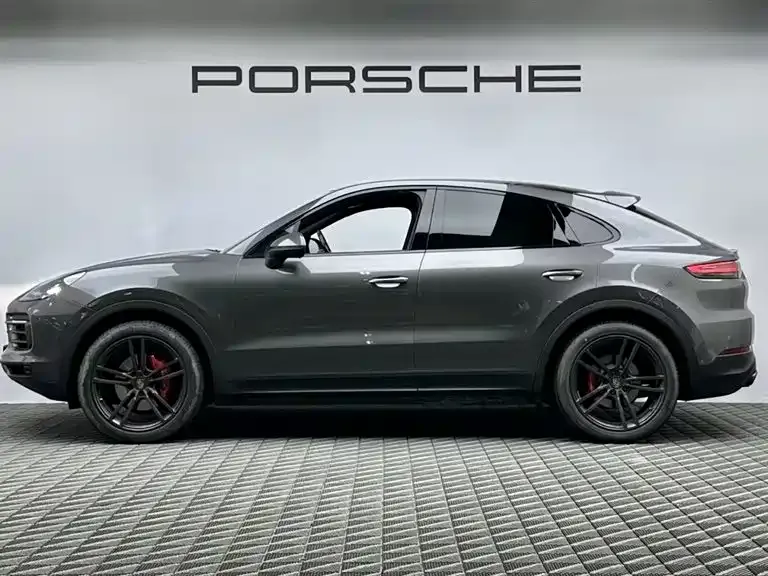 Porsche Cayenne — фото 8