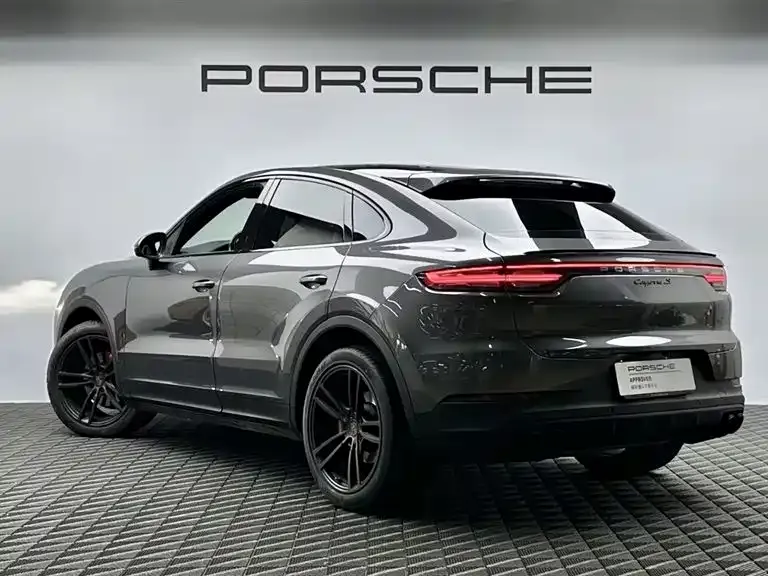 Porsche Cayenne — фото 7