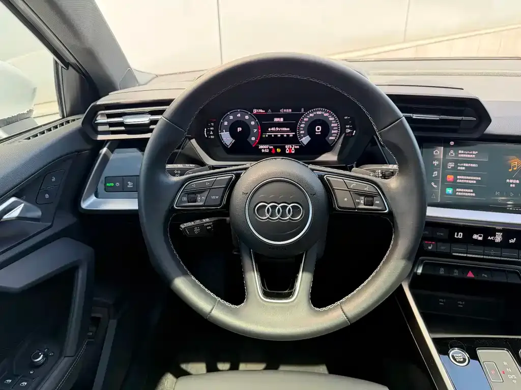 Audi A3 — фото 9