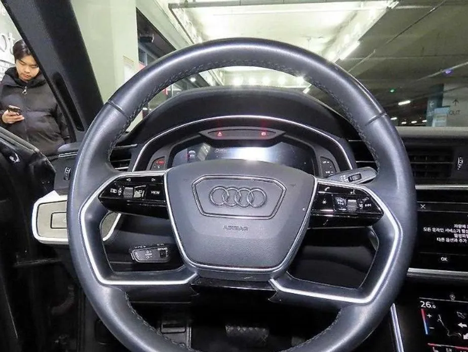 Audi A6 — фото 10