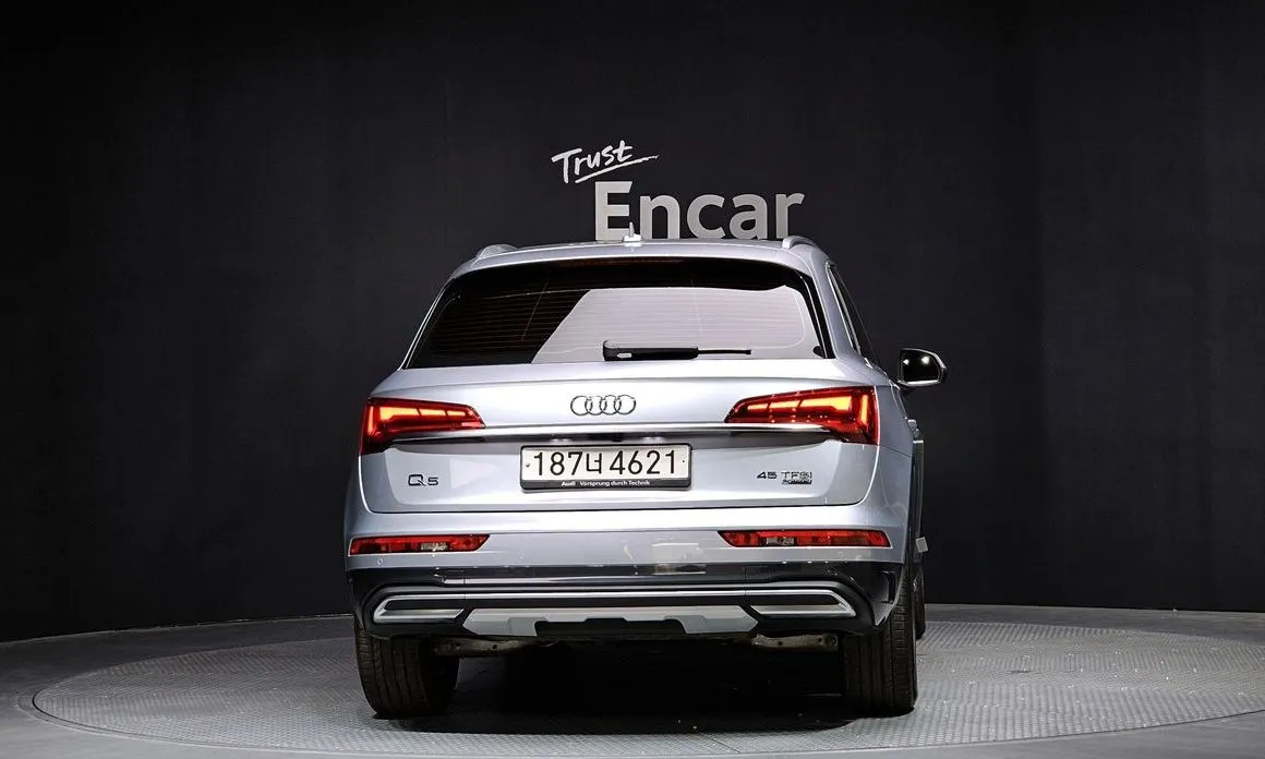Audi Q5 2023 из KR, фото 4